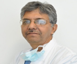 Dr. Vijay Vohra