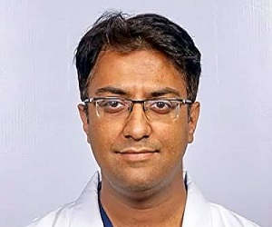 Dr. Vineet Chadha